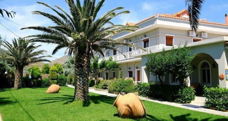 Platy Beach Hotel Buitenkant foto